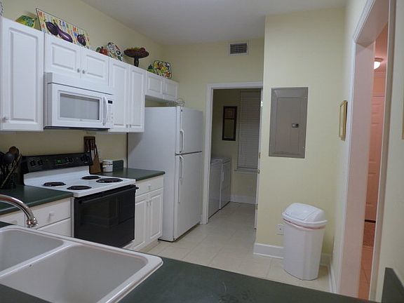 2nd image of 1503 Plantation Point Dr