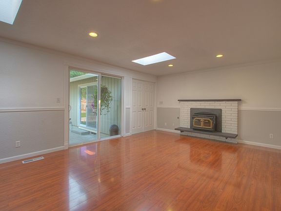 4th image of 6923 124th St E