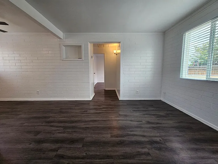 1608-1610 W. Becker Lane — Photo 6