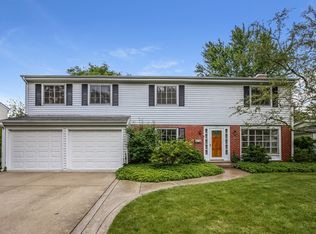 147 Plumtree Rd, Deerfield, IL 60015