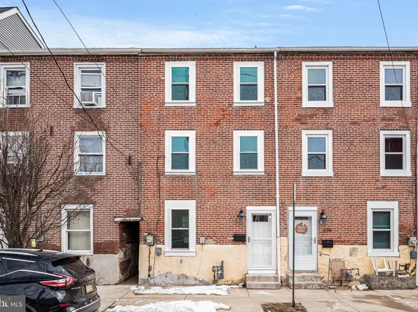 317 S Adams St, West Chester, PA 19382