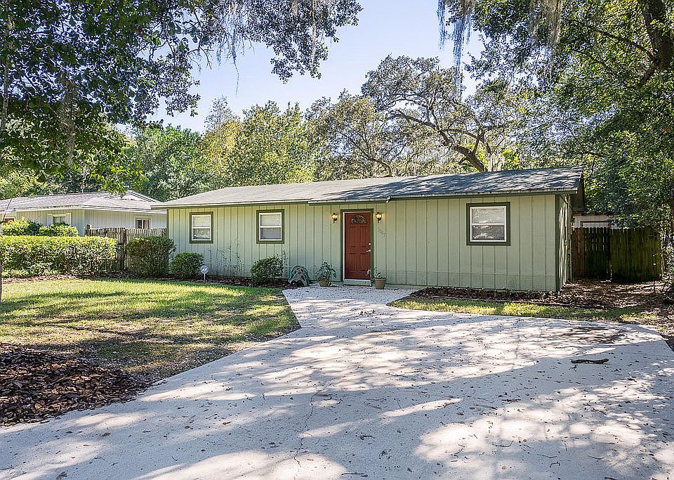 1st image of 2047 NW 34th Ave