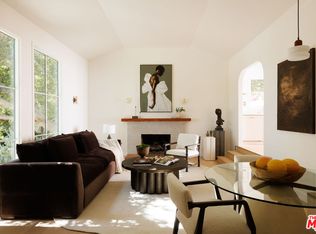 4300 Ambrose Ave, Los Angeles, CA 90027