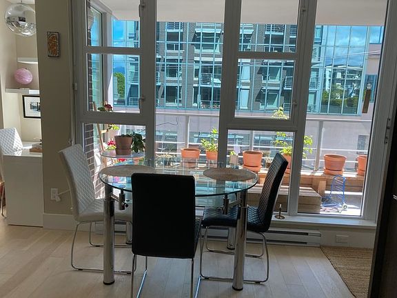 4th image of 538 W 7th Ave #507