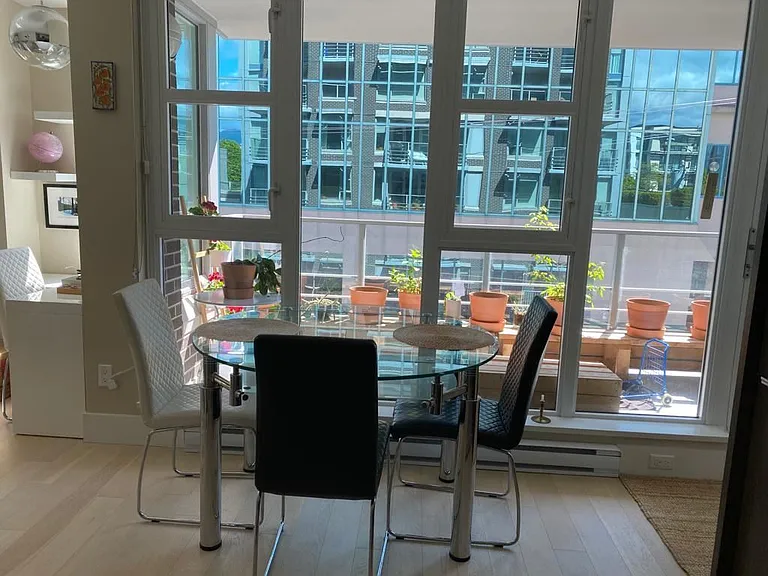 538 W 7th Ave #507 — Photo 4