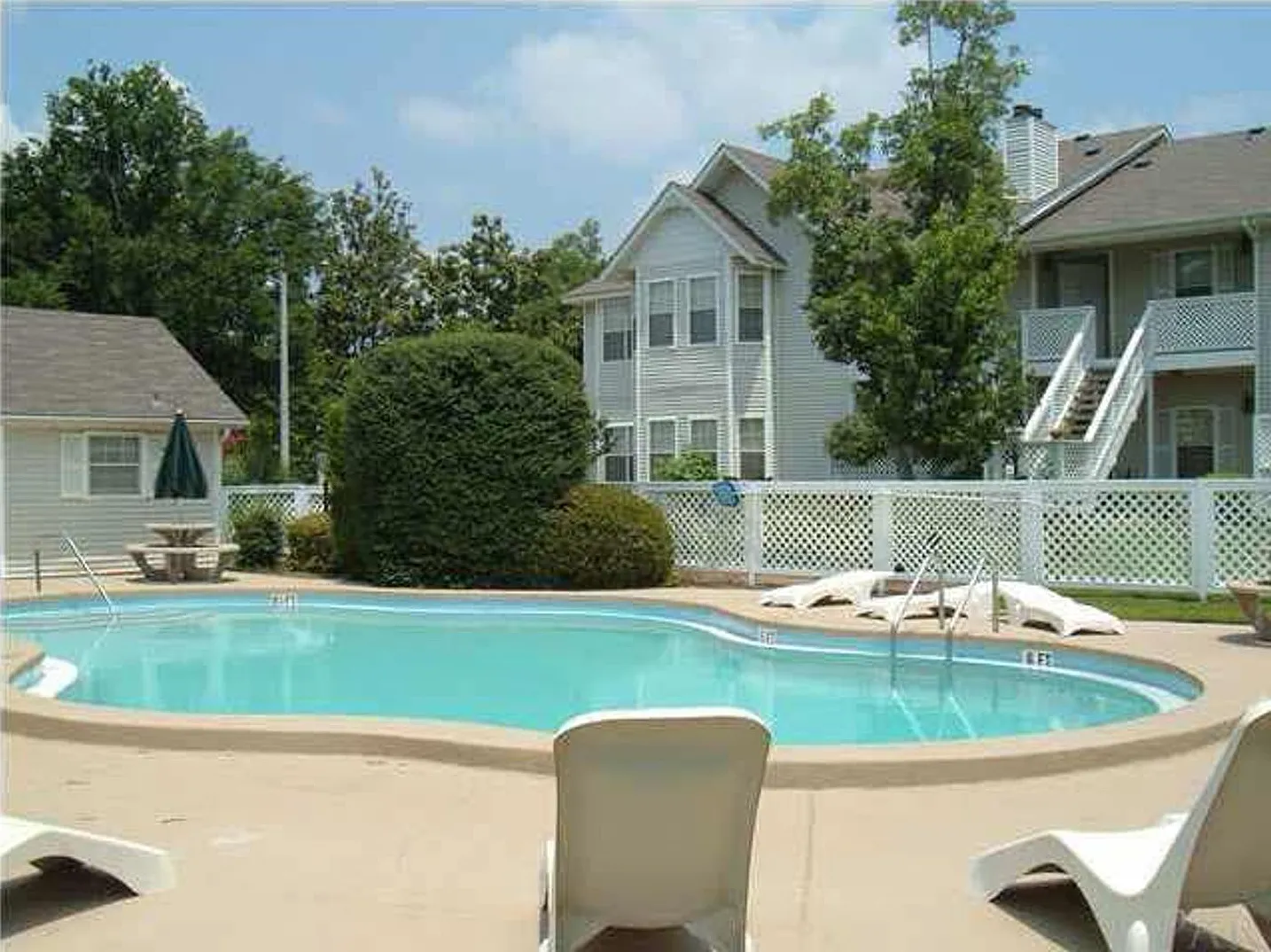 Fantastic Townhouse at The Hamptons for Rent 2 bedroom 2 bath — Photo 2