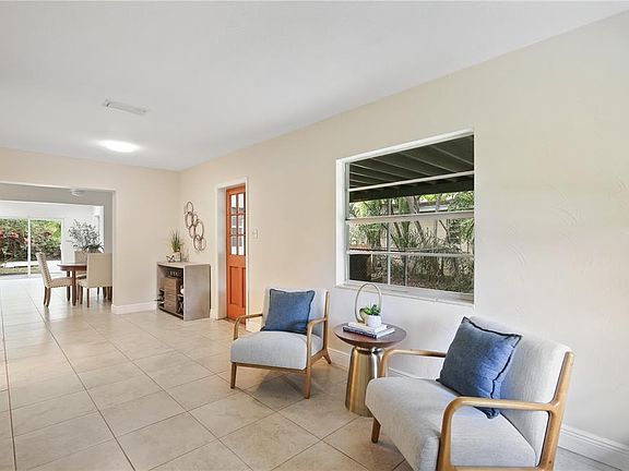 3rd image of 6311 37TH AVENUE N