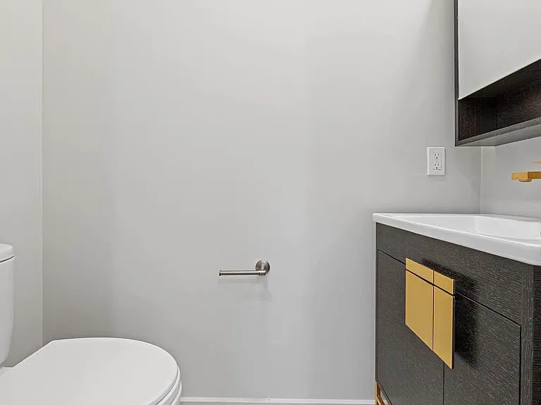 610 Maple St #2B — Photo 10