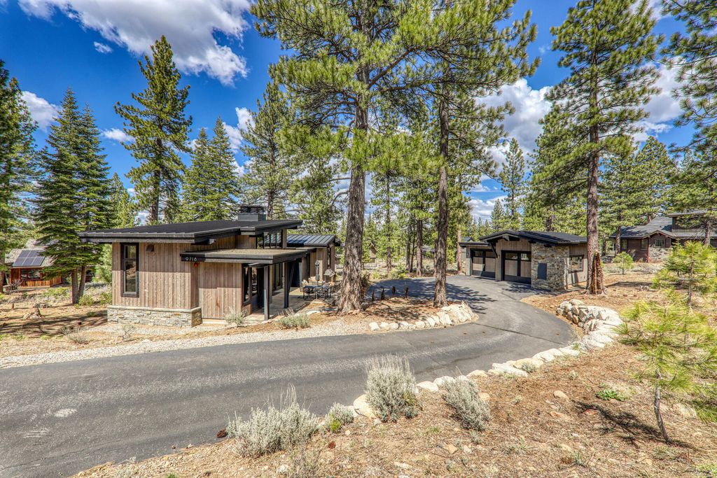 9718 Hunter House Drive 2