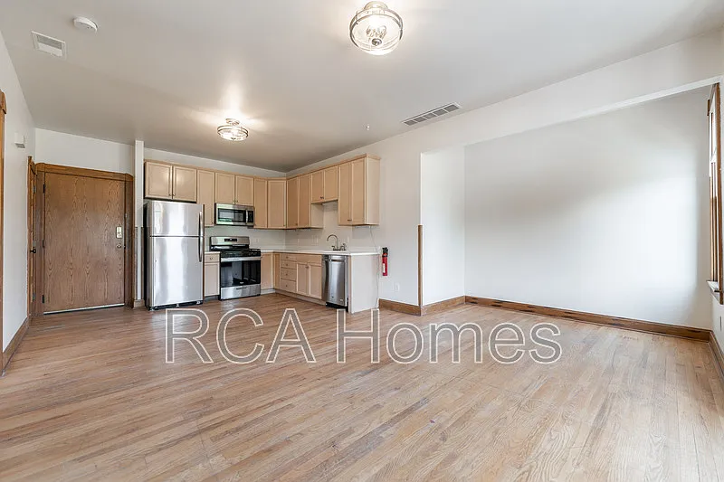 1 bed, 1.0 bath, 750 sqft, $1,295 — Photo 4