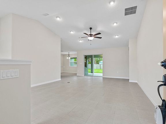 4th image of 119 Red Mill Dr