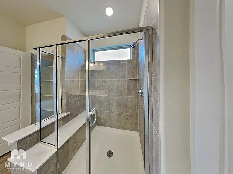 4725 Tanglewood Dr — Photo 8