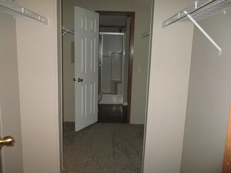 192 Zackary St — Photo 12