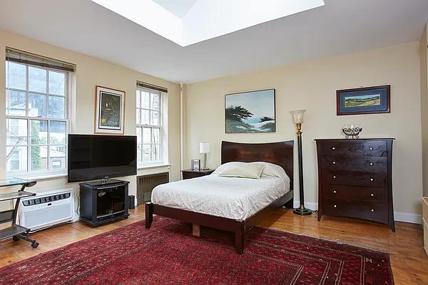 Rented by Brown Harris Stevens | media 8