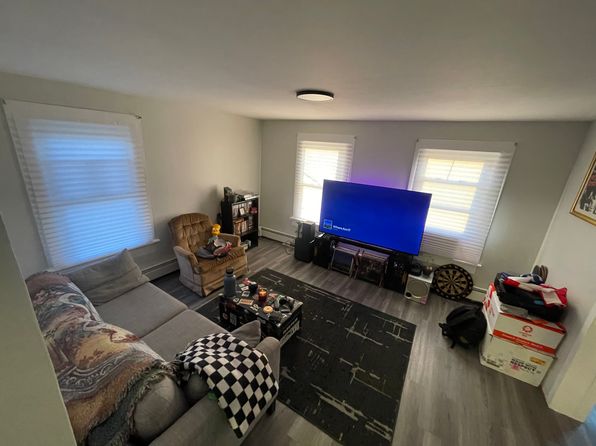 143 Hollenback St APT 2