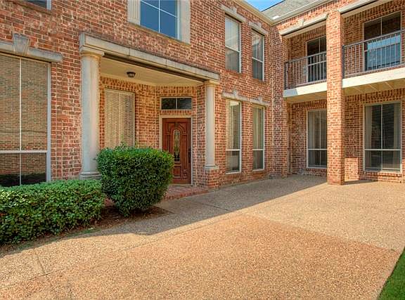 2nd image of 2733 Prestonwood Dr