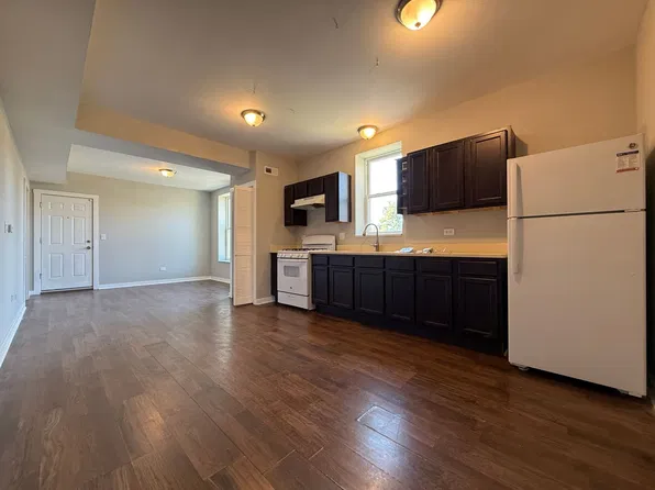 1757 West 38th St, 1757 W 38th St APT 2M, Chicago, IL 60609