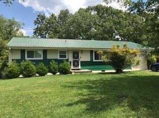 6 Gail Cir, Rossville, GA 30741