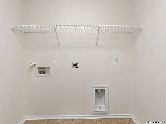 3918 Woodbridge Way — Photo 20