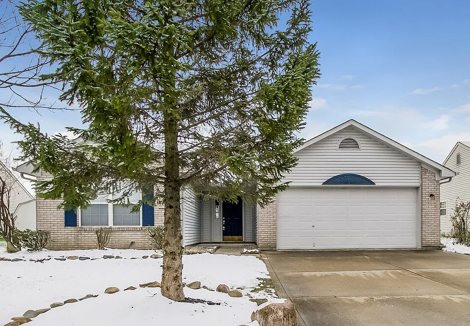 7645 Blue Willow Dr