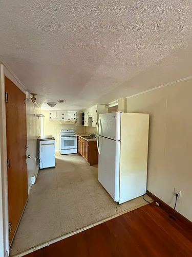 1187 Putnam Pike #2R Photo 1