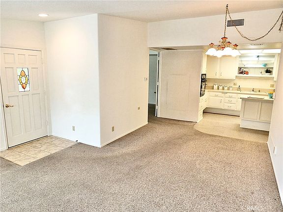 3rd image of 13381 Del Monte Dr #M14-28f