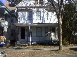 26 Dean Pl #1, Poughkeepsie, NY 12601