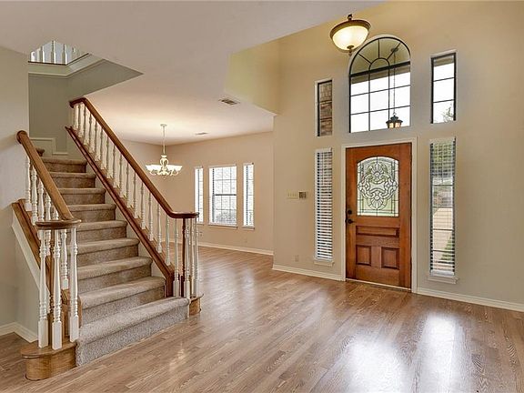 4th image of 10206 Spicewood Mesa