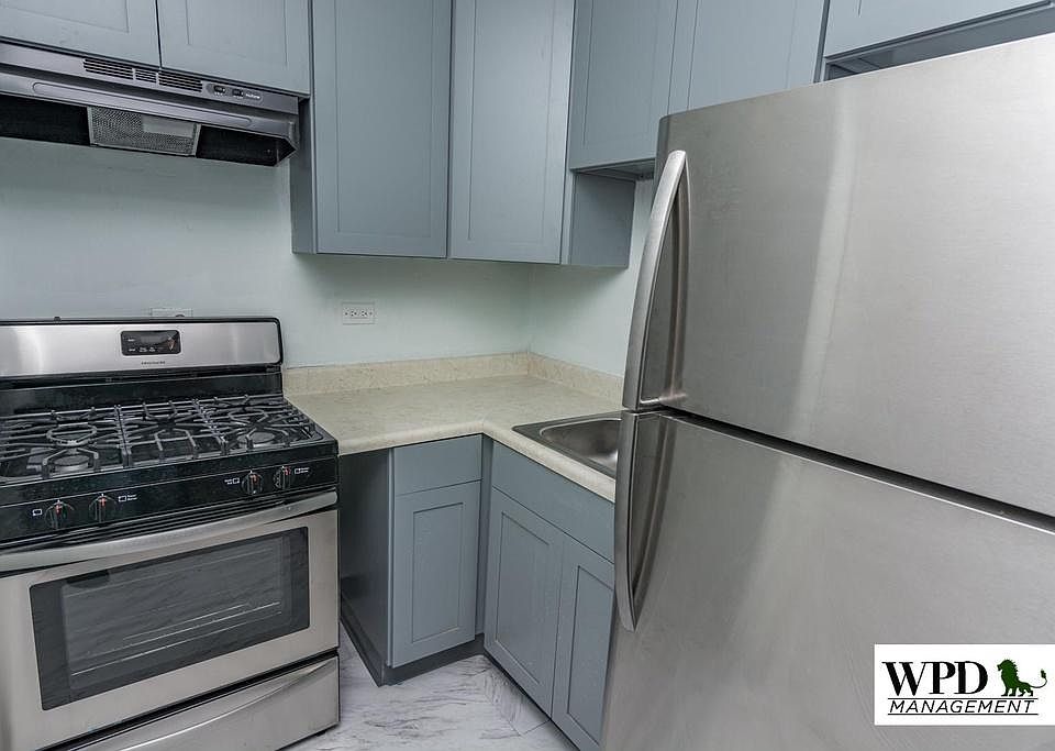 2nd image of 4527 S Drexel Blvd APT 1N