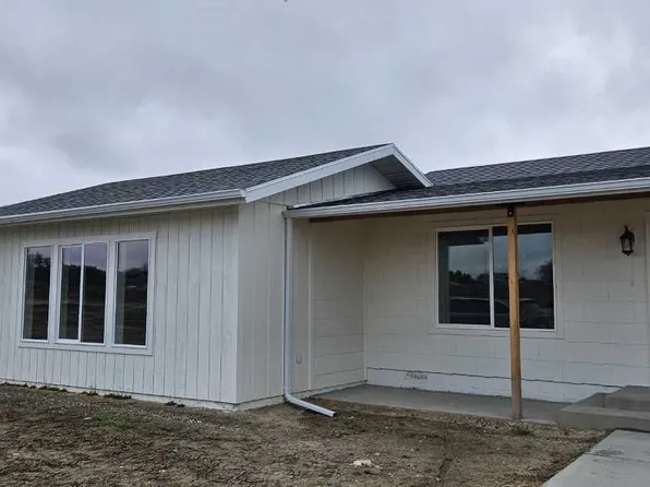 512 Blackstone Dr, Spring Creek, NV 89815