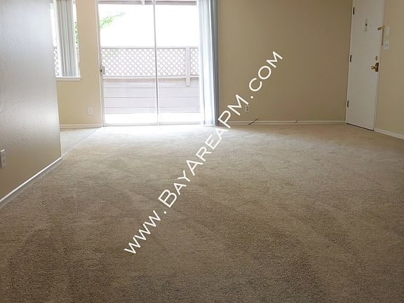3rd image of 2168 Carlmont Dr APT 5