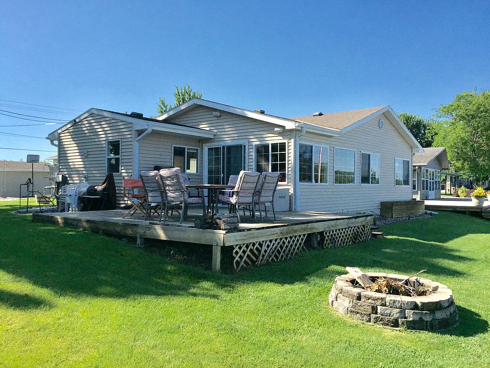 1st image of 2416 E Lake Dr