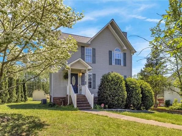 142 Tumbleweed Dr, Winston Salem, NC 27127