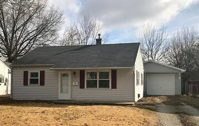253 Winding Ln photo 1