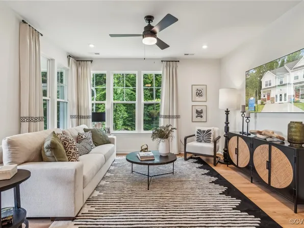 18610 Palisades Cove Ct, Moseley, VA 23120