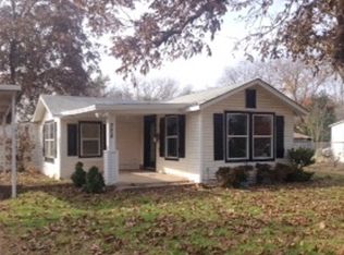 228 Nursery Ln, Fort Worth, TX 76114