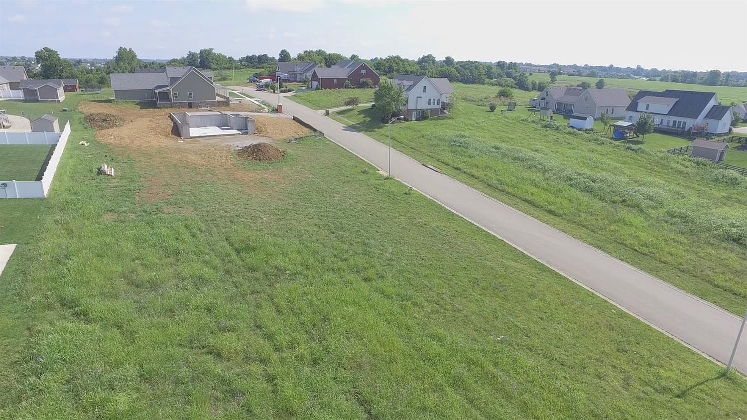 159 Hawthorne Dr, Winchester, KY 40391 Zillow