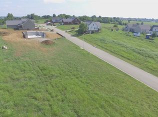 159 Hawthorne Dr, Winchester, KY 40391