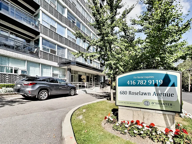 680 Roselawn Ave — Photo 35