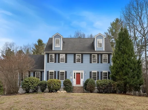32 Cabral Dr, Middleton, MA 01949