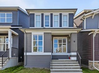16 E Howse Cres NE, Calgary, AB T3P 1L4