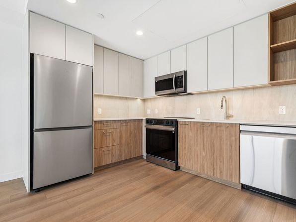 2 bedroom rental in Vancouver — photo 17