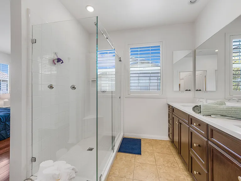 3220 N Ventura Rd — Photo 21