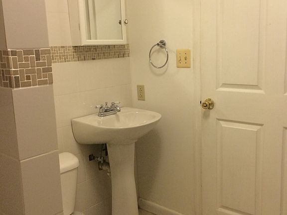 1st Floor 3/4 Bathroom 