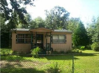 4821 Hawkins Dr, Pace, FL 32571