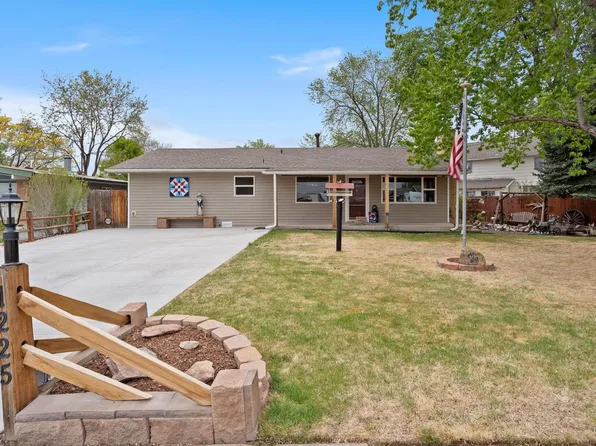 1225 N 4th St, Berthoud, CO 80513