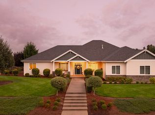 2050 SW Fox Swale Ln, McMinnville, OR 97128