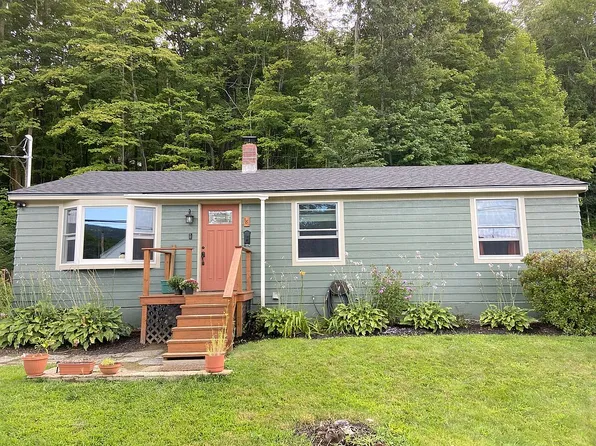 18 Morgan St, Bellows Falls, VT 05101