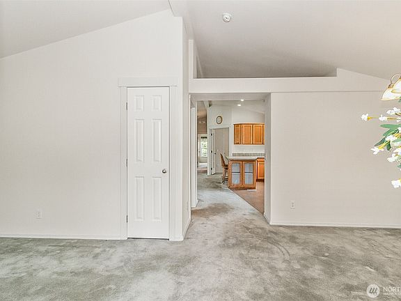 3rd image of 14727 43rd Avenue NE #145