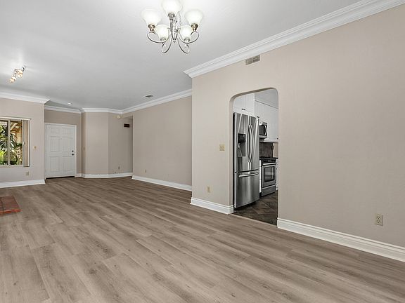4th image of 6728 Antilope St